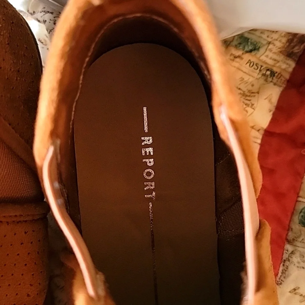 Report Slip On Ankle Booties - Picture 6 of 7